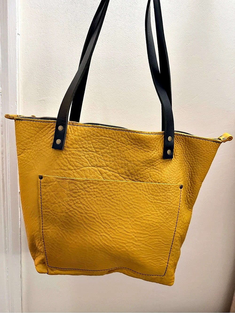Portland leather medium zippered tote